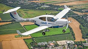 DiamondAircraft eDA40, Erstflug, Diamond Aircraft