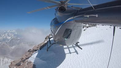 Airbus Helicopters H145 mit Fünfblattrotor auf dem 6962 Meter hohen Aconcagua