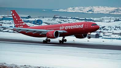 Landung des Airbus A330 OY-GKN von Air Greenland am Flughafen Nuuk