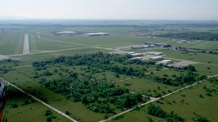 Anflug. LOAV, Österreich, Vöslau-Kottingbrunn