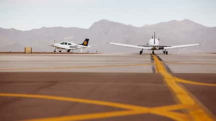 06/2011,ATCA,Airline Training Center Arizona,Arizona,Ausbildung,Berufsausbildung,Documentation,Juni 2011,LFT,LH Magazin,LH-Magazin,LHM,Lufthansa Flight Training,Lufthansa Magazin,Phoenix,Pilotenausbildung,Pilotensch,Reportage,apprenticeship,juin 2011,pilot students,pilot training
