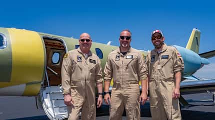 Textron Aviation, Citation Ascend, Prototyp, Crew