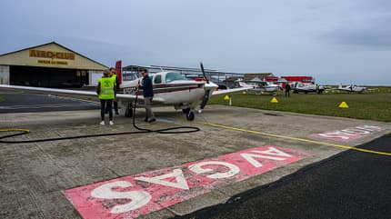 Avgas, Tanken