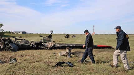 Walking, Soil, Shoe, Person, Pants, Man, Hat, Grass, Coat,Adult