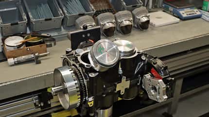 Rotax, Flugmotor, Herstellung, Fertigung, Gunskirchen, Werksreport