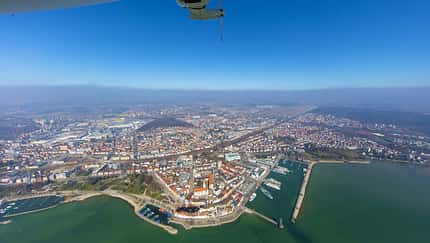  Im freien Fall über Friedrichshafen