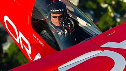NBAA zeichnet Sean D. Tucker aus