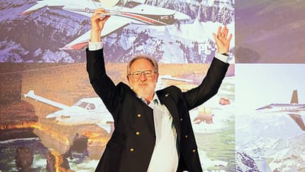 Oskar J. Schwenk erhält Lifetime Award