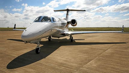 Deutscher Erstkunde übernimmt Phenom 300