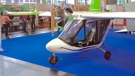 Neue Verbandsflugzeuge