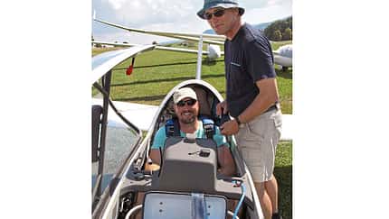Passagierflüge mit Motor- und Segelflugzeugen