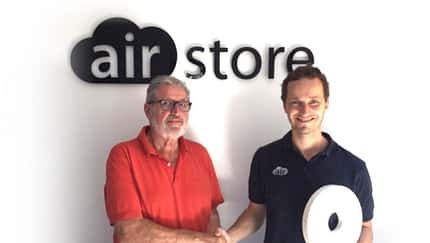 AIR Store übernimmt Brodbeck Flugzeugbänder