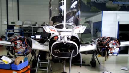 Diamond DA42 landet vollautomatisch