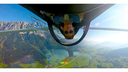 Jüngster Kunstflugpilot Österreichs