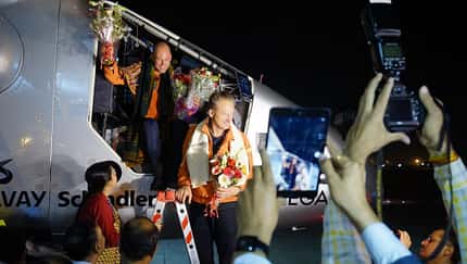 Solar Impulse 2 landet in Indien