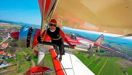 Wingwalker Peggy Walentin