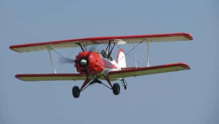 UL-Doppeldecker stürzt beim Flugplatzfest in Dierdorf-Wienau ab