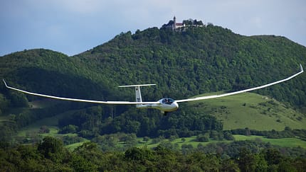 Erster Wertungstag mit Top-Geschwindigkeiten