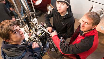 Schüler bauen einen Tragschrauber
