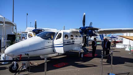 Tecnam verkauft elf P2012 Traveller