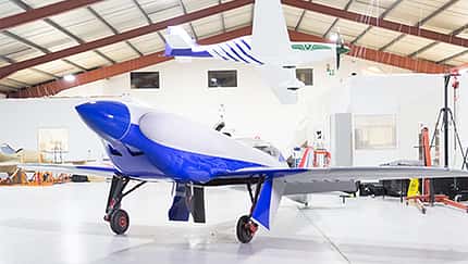 Rolls Royce zeigt seinen Elektro-Racer