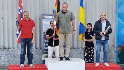 Hessischer Fliegerarzt gewinnt in Österreich