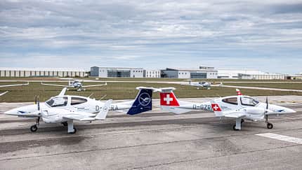 Lufthansa-Flugschule bestellt sieben DA42-VI 