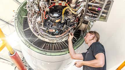 FAI Technik eröffnet Wartungsstützpunkt