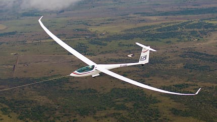 Jonker JS5 startet zum Erstflug