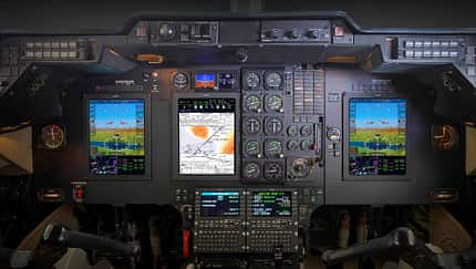 Neue Avionik für die Hawker 800