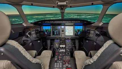 Neuer Simulator für die Challenger 350