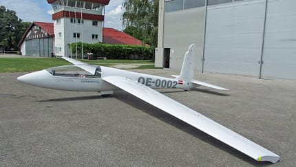 Conquistador zum Erstflug gestartet