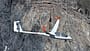 Frankreich,Hautes Alpes,Segelflugzeug,Flugzeug,fliegen,fliegt,fliegend,Flug,Segelflug,Segelfliegen,Sport,Sportart,Luftsport,Luftsportgeraet,Geraet,Fluggeraet,offen,offene,Klasse,ASH 25,Mi,eigen,selbst,ohne,Hilfe,startfaehig,startfaehiges,Fluegelspannweite,Fluegel,lang,lange,Spannweite,Meter,Gleitflug,gleiten,gleitet,Motorsegler,Freizeit,Hobby,KFK,GFK,Kohlefaser,Glasfaser,Massif des Ecins,Gebirge,Alpen,Hochgebirge ASH25 im Gebirge