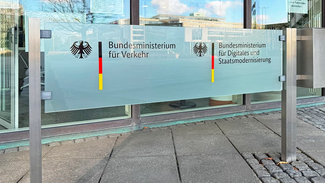 Luftfahrt-Bundesamt: Krisengespräch zur Flugmedizin